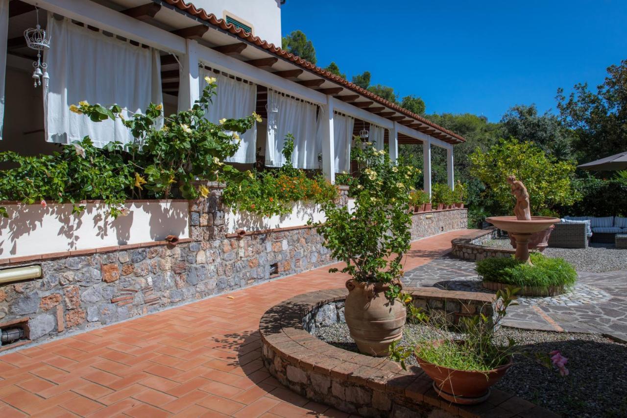 Hotel Villa Delle Meraviglie マラテーア エクステリア 写真