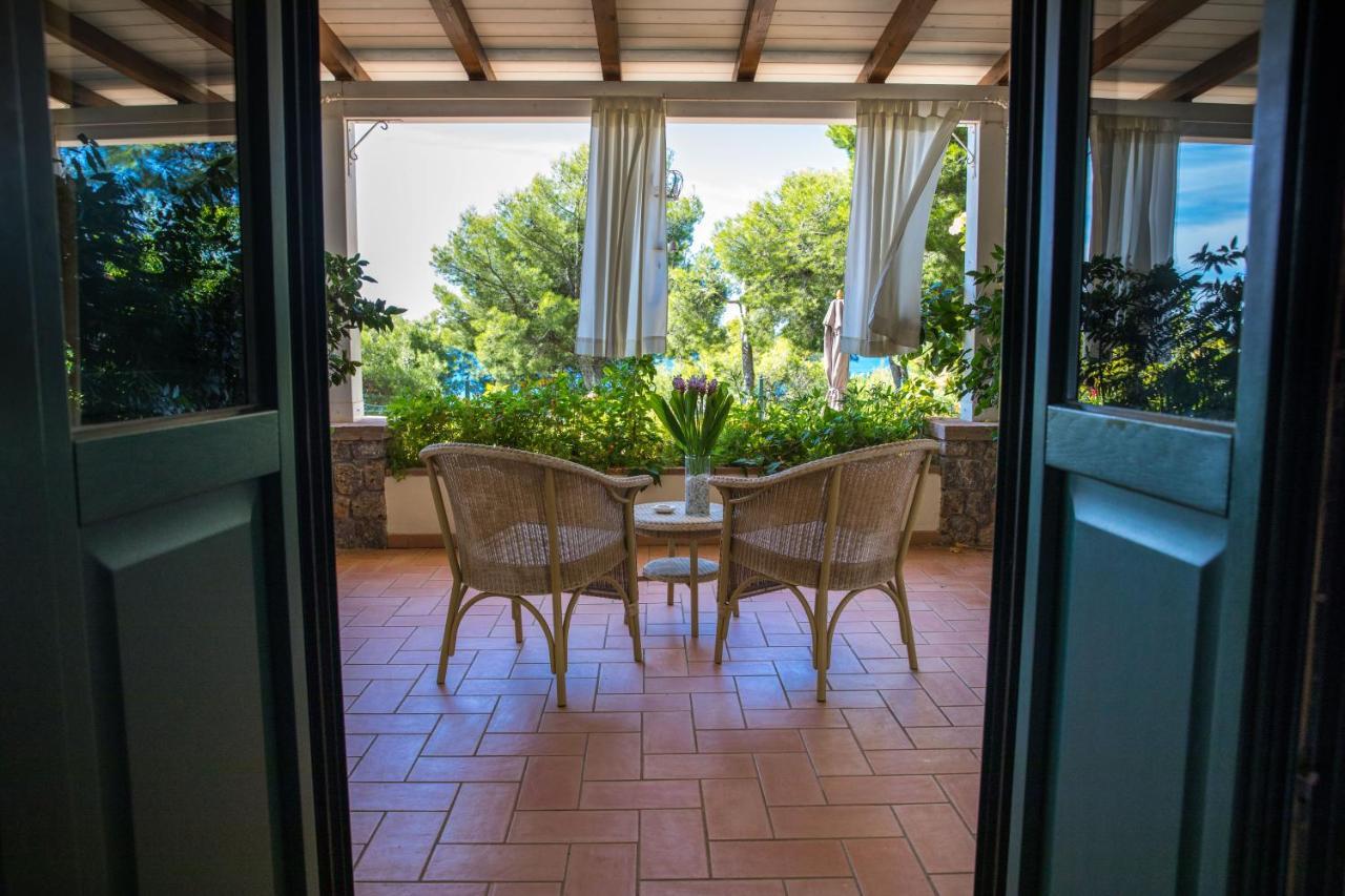 Hotel Villa Delle Meraviglie マラテーア エクステリア 写真