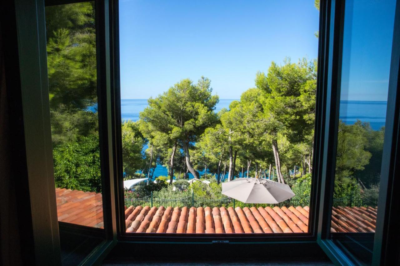 Hotel Villa Delle Meraviglie マラテーア エクステリア 写真