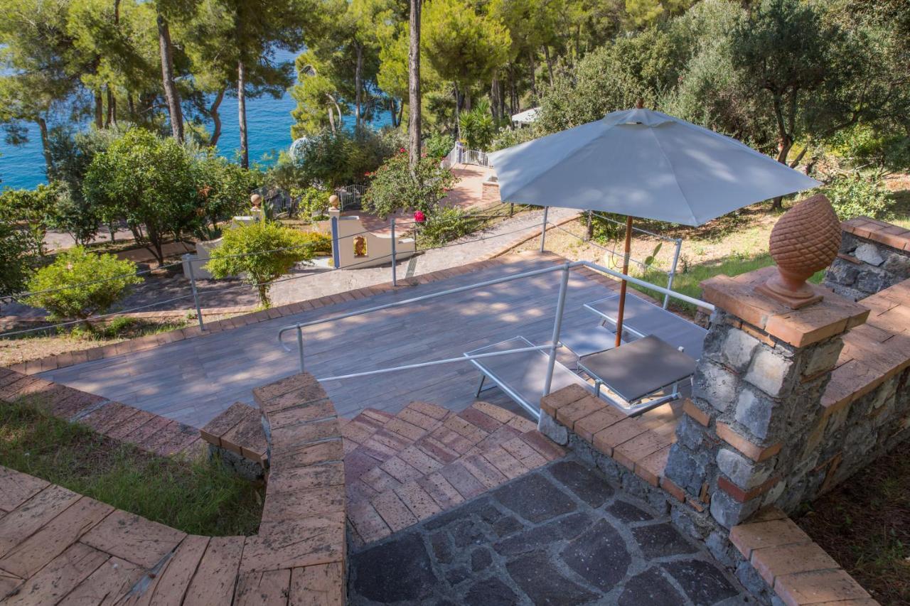 Hotel Villa Delle Meraviglie マラテーア エクステリア 写真