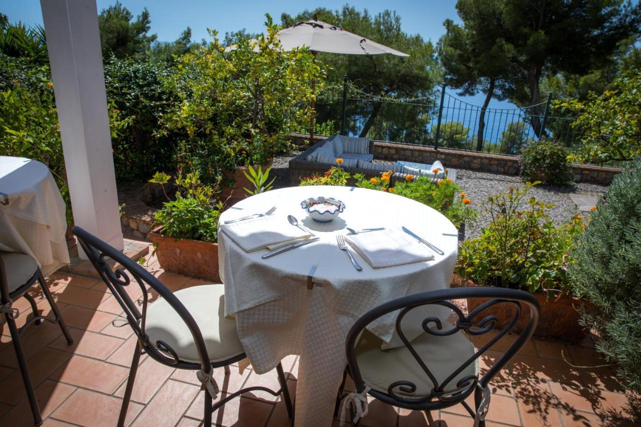 Hotel Villa Delle Meraviglie マラテーア エクステリア 写真