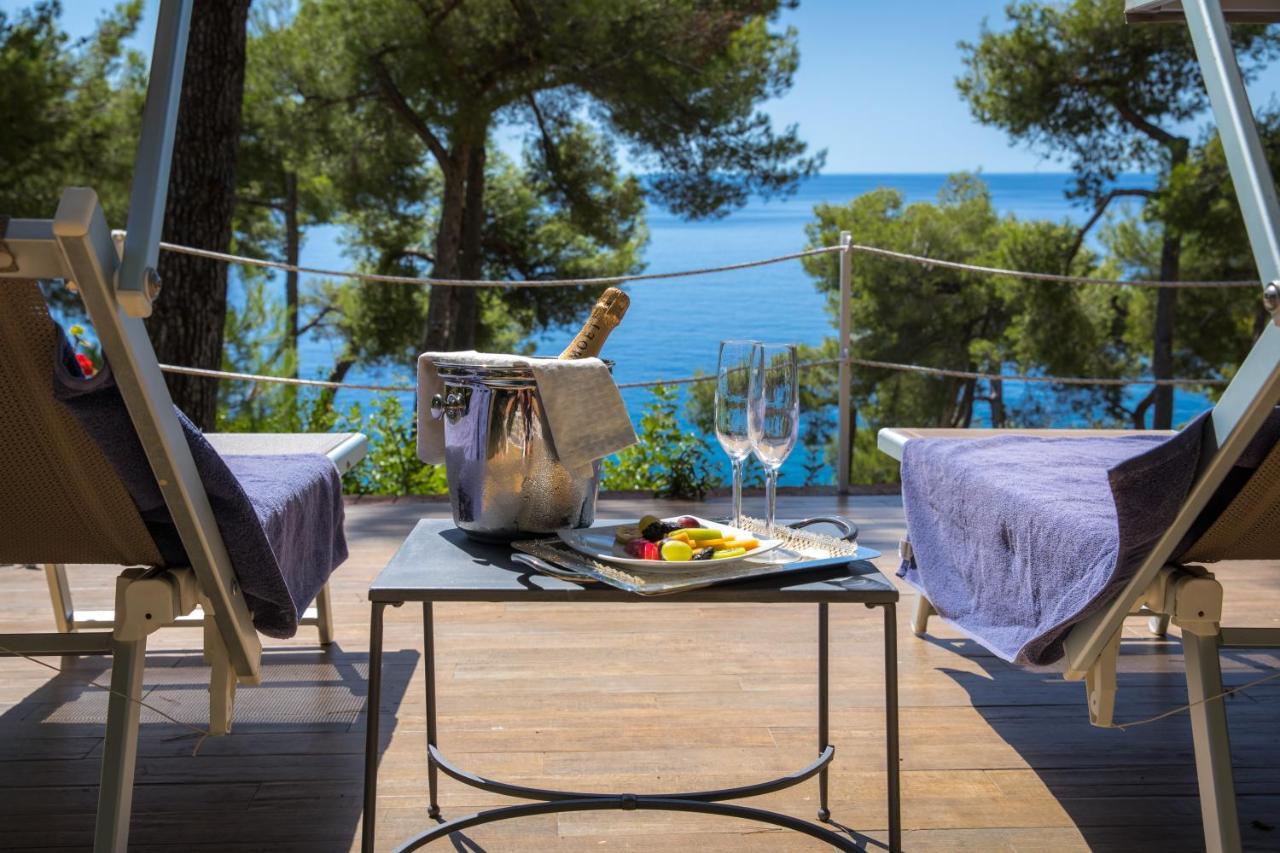 Hotel Villa Delle Meraviglie マラテーア エクステリア 写真