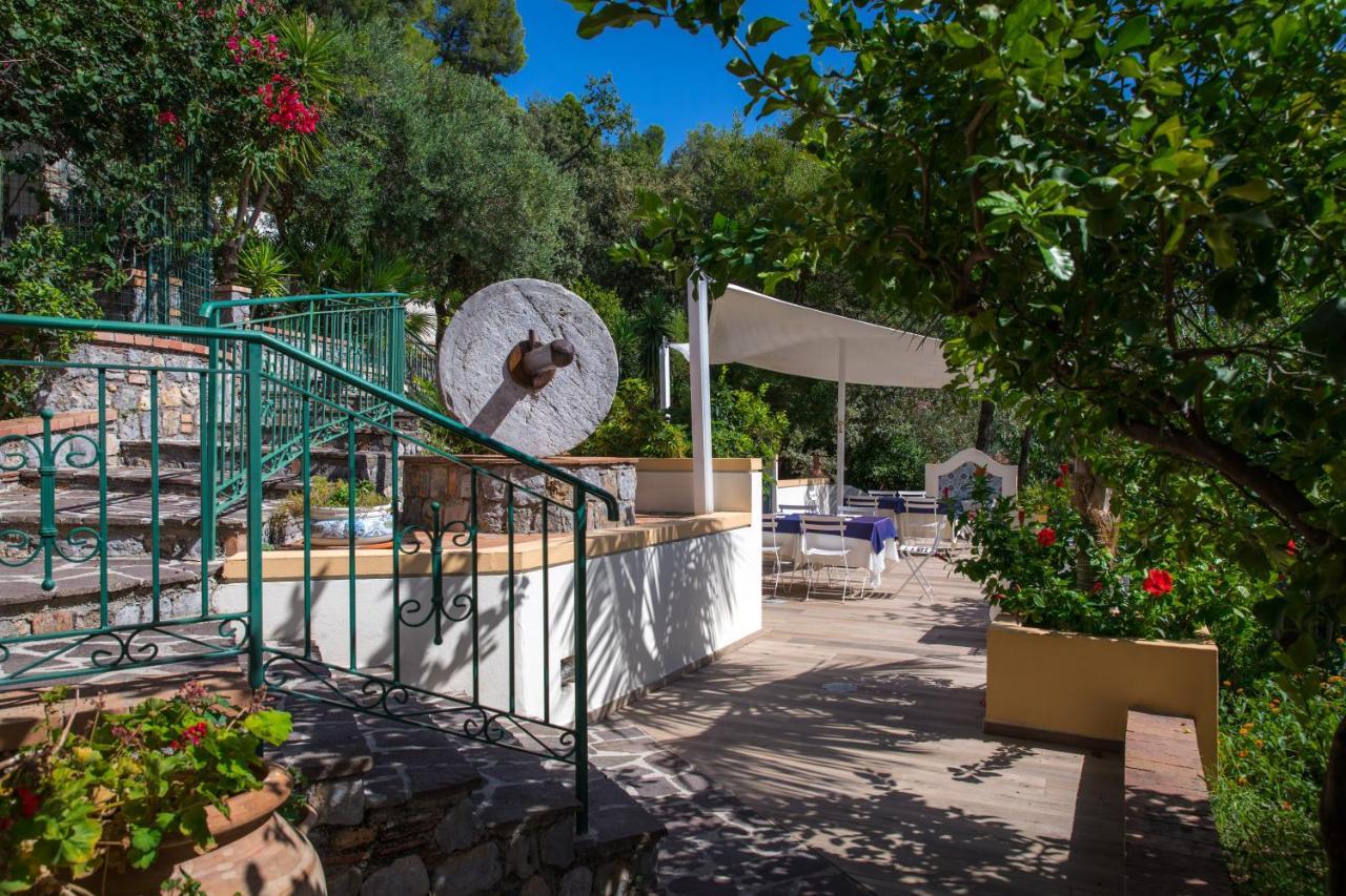 Hotel Villa Delle Meraviglie マラテーア エクステリア 写真