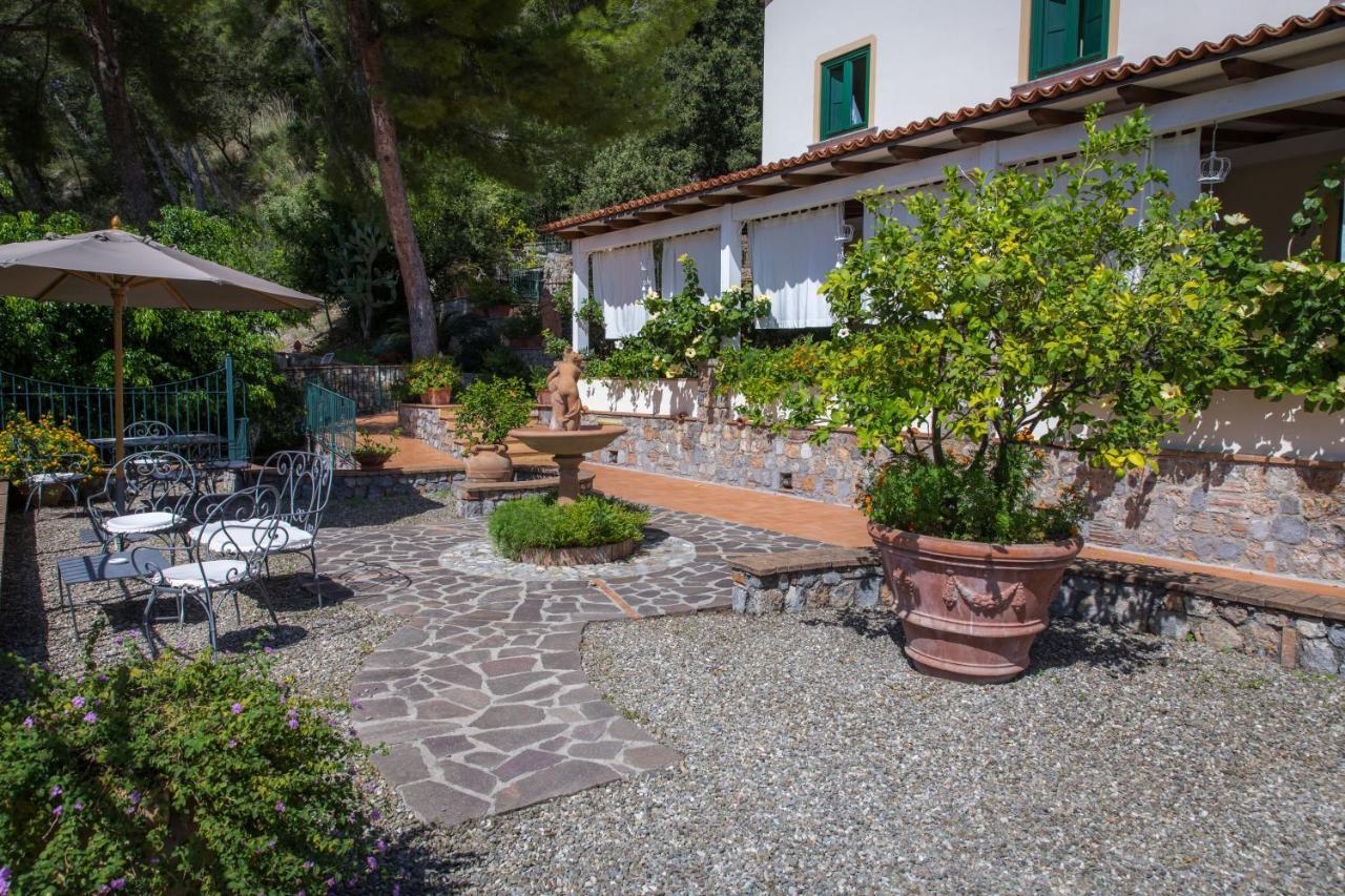 Hotel Villa Delle Meraviglie マラテーア エクステリア 写真