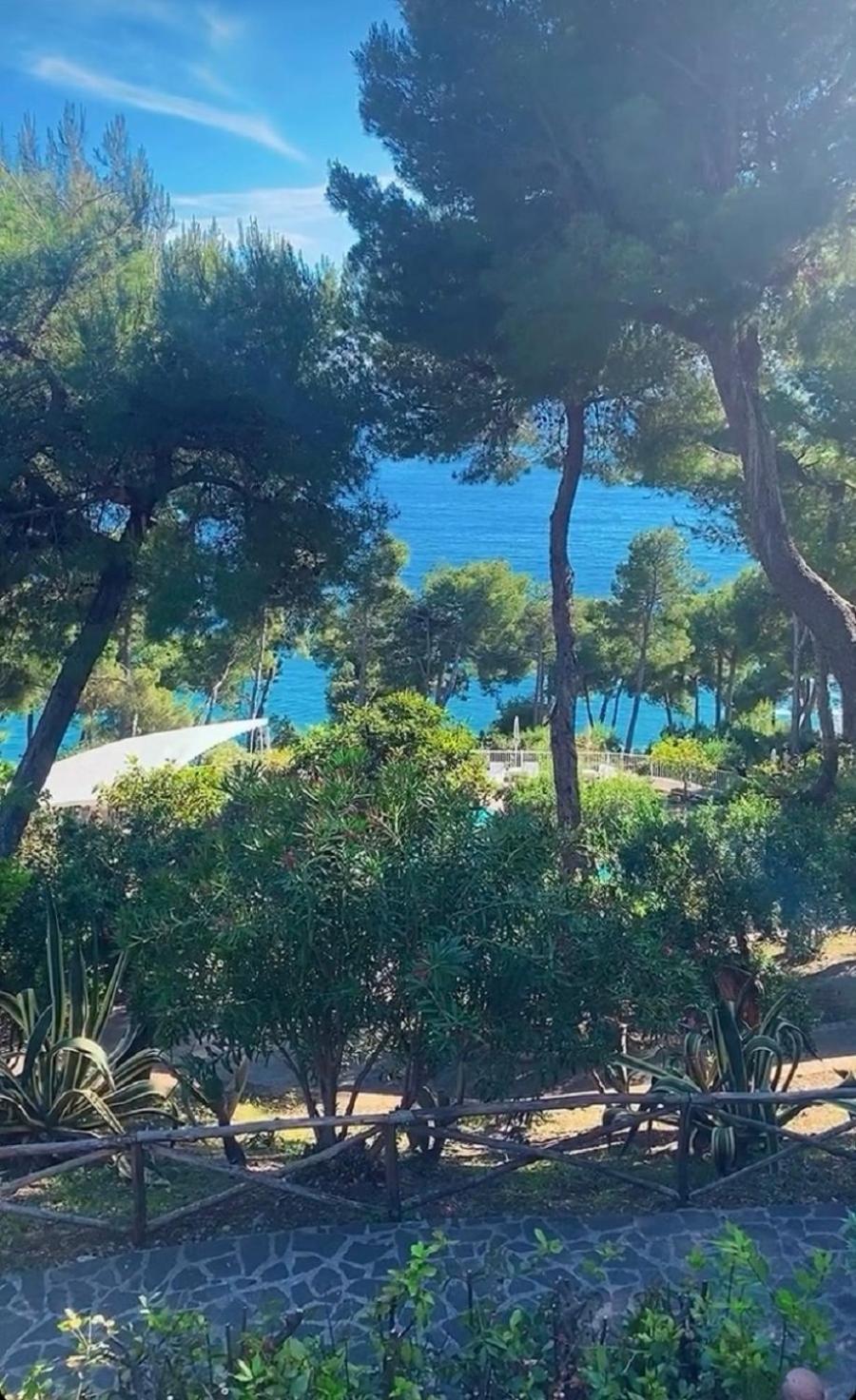 Hotel Villa Delle Meraviglie マラテーア エクステリア 写真